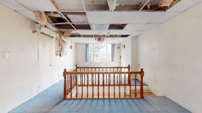 106 St Peter's Street, South Croydon, Surrey, CR2 7DF 2