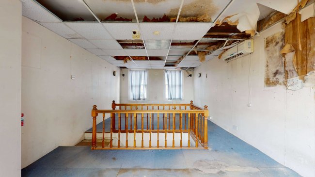 106 St Peter's Street, South Croydon, Surrey, CR2 7DF 2