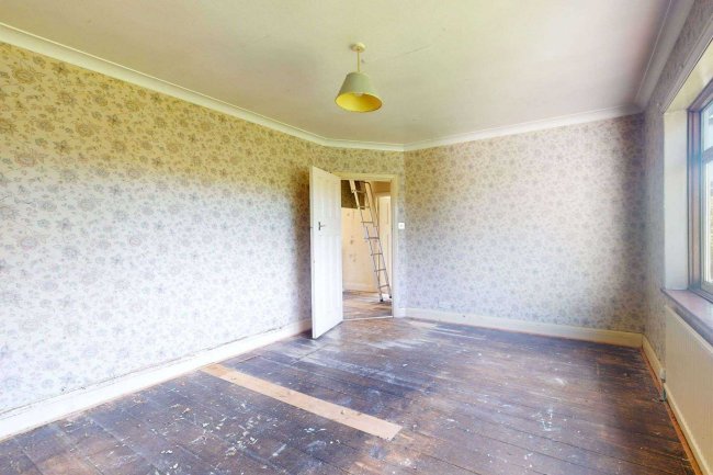 24 Highwood Grove, Mill Hill, London, NW7 3LY 5