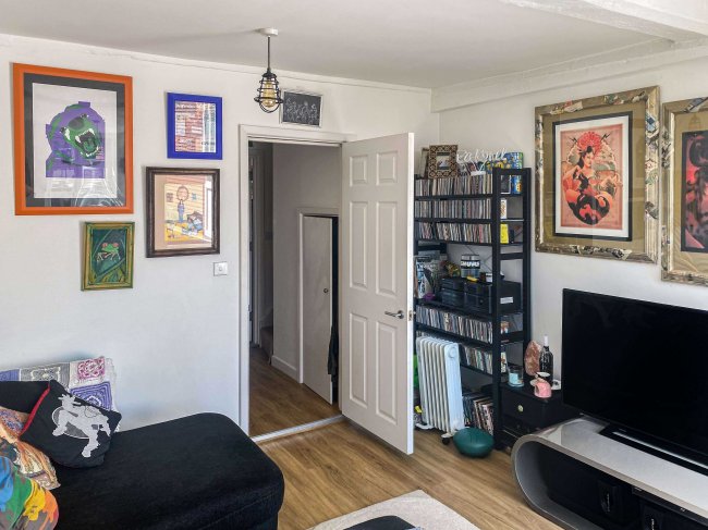 7 Winchester Street, Basingstoke, RG21 7ED 6