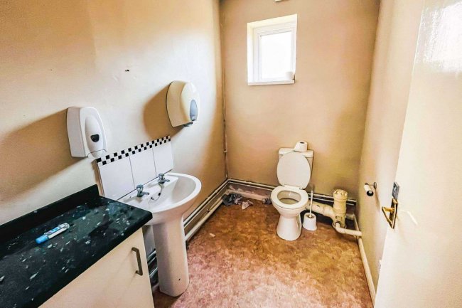 13 Halse Road, Brackley, Northamptonshire, NN13 6EH 7