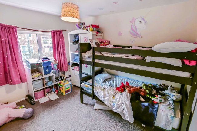 11 Intake Road, Stoke-on-Trent, Staffordshire ST6 8JX 5