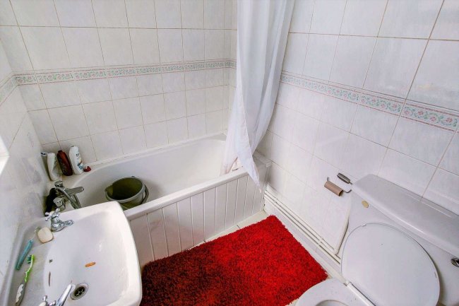 29 Coronation Street, Stoke-on-Trent, Staffordshire ST6 6BU 6