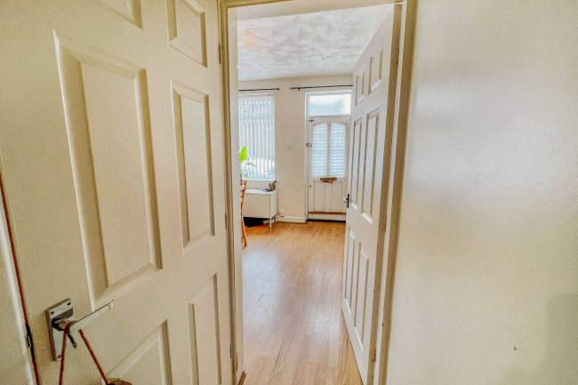 185 Hamil Road, Stoke-on-Trent, Staffordshire, ST6 1AP 4