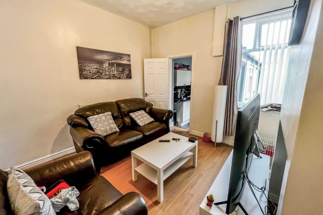 185 Hamil Road, Stoke-on-Trent, Staffordshire, ST6 1AP 4