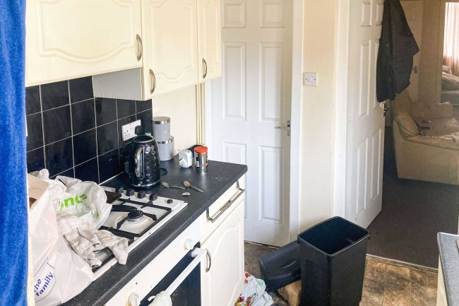 54 Heath Street, Stoke-on-Trent, Staffordshire,  ST6 5RZ 7