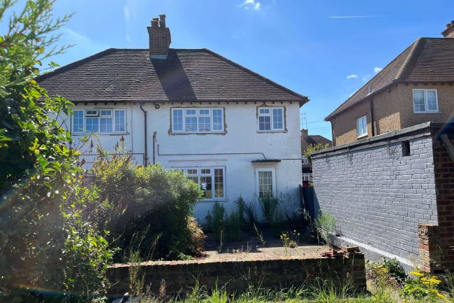 20 Woodland Road, Maple Cross, Rickmansworth WD3 9SU 3