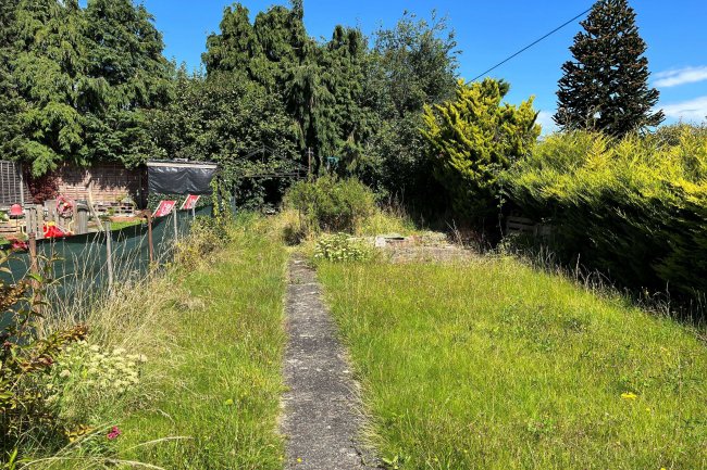 20 Woodland Road, Maple Cross, Rickmansworth WD3 9SU 3