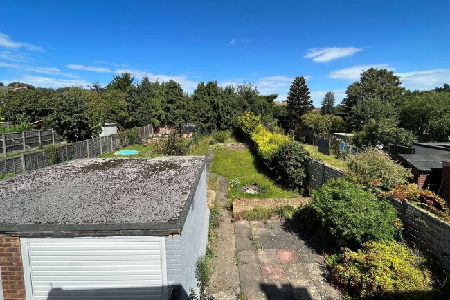 20 Woodland Road, Maple Cross, Rickmansworth WD3 9SU 3