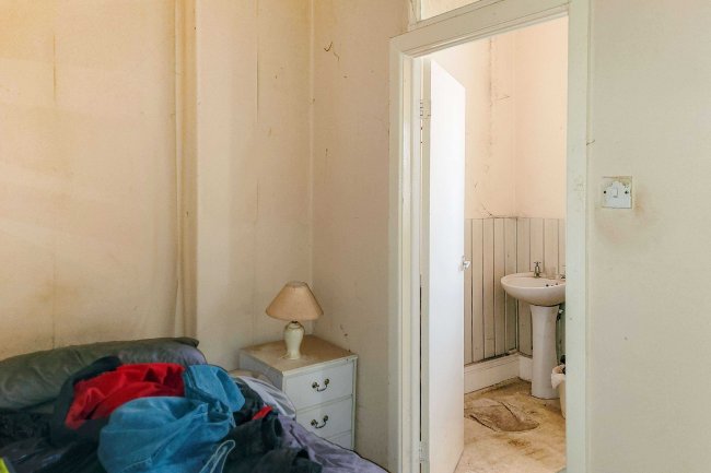 2 Miller Street, Blackpool FY1 6HE 9