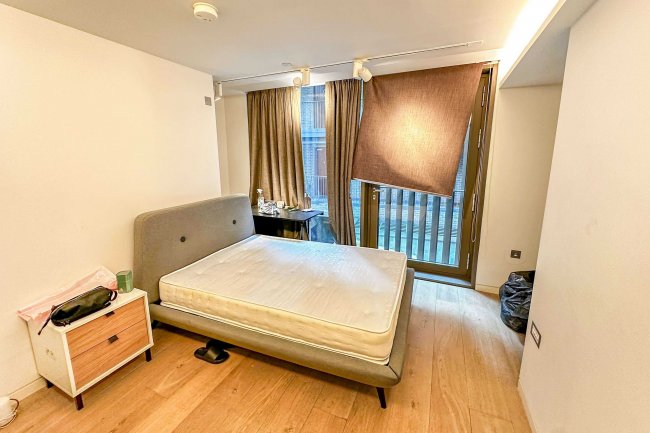 Apartment 2, Pathe Building, 103-109 Wardour Street, West Central, London W1F 0UH 2