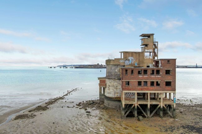 Grain Tower, No. 1 the Thames, Isle of Grain, Kent, ME3 3