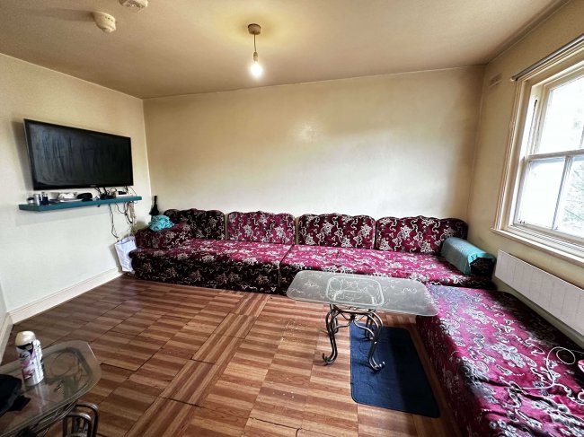 Flat 2, 360 Old Kent Road, London SE1 5AA 2