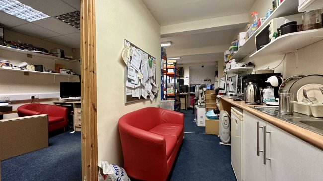 9 Dillwyn Street, Swansea, SA1 4AE 10