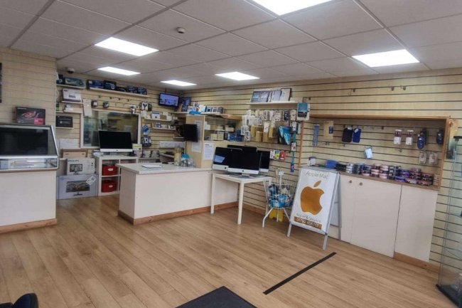 9 Dillwyn Street, Swansea, SA1 4AE 10