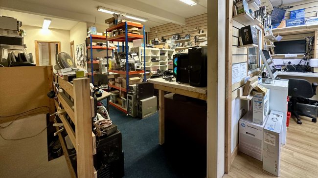 9 Dillwyn Street, Swansea, SA1 4AE 10