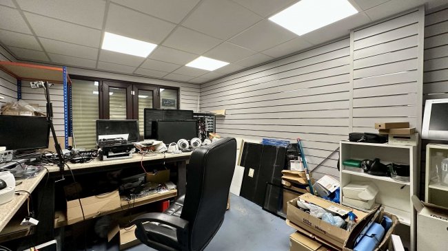 9 Dillwyn Street, Swansea, SA1 4AE 10