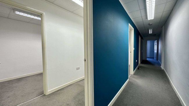 9 Dillwyn Street, Swansea, SA1 4AE 10