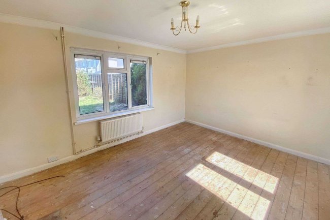 46 Lovel Avenue, Welling, Kent, DA16 3JG 3