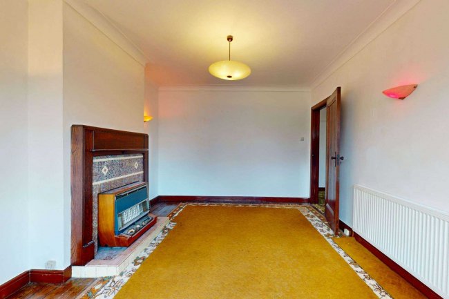 1 Crest Road, Bromley, Kent, BR2 7JA 6