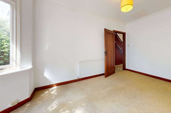 1 Crest Road, Bromley, Kent, BR2 7JA 6