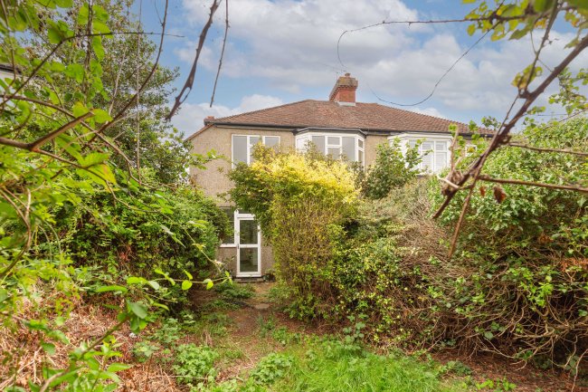 1 Crest Road, Bromley, Kent, BR2 7JA 6