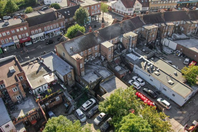 150 Central Road, Worcester Park, KT4 8HH 8