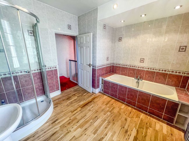 8 Chapelfield North, Norwich, NR2 1NY 7