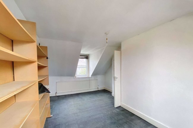 7A Sandringham Road, Hackney, London E8 2LR 8