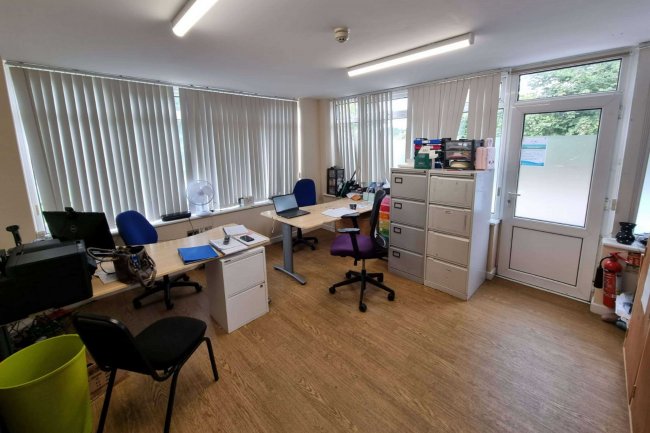 Trelawney House, Pollardras, Helston, TR13 9NT 8