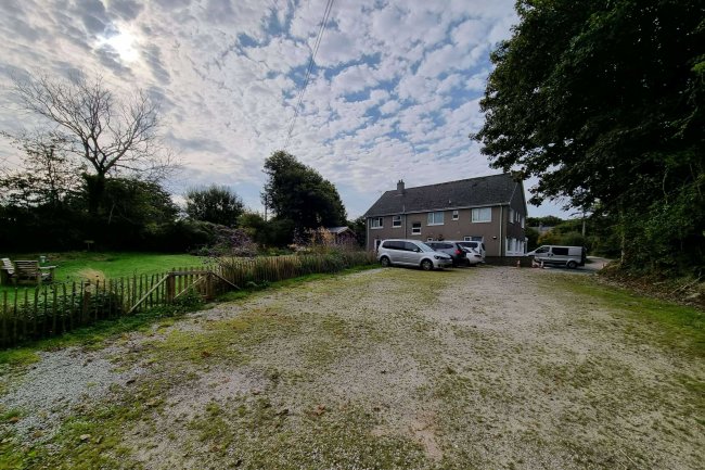 Trelawney House, Pollardras, Helston, TR13 9NT 8