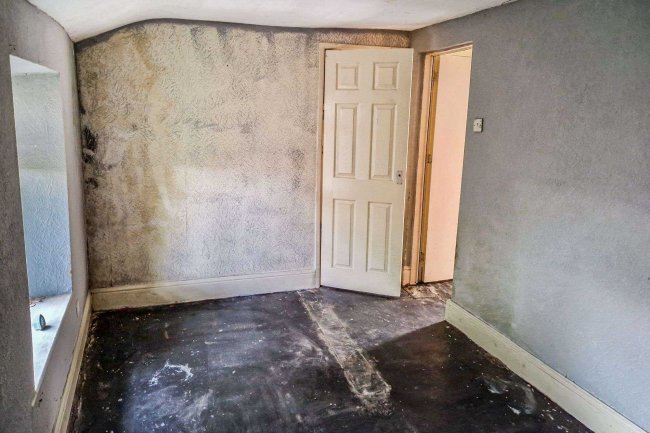 13 Farside Green, Bradford, West Yorkshire, BD5 9DF 6