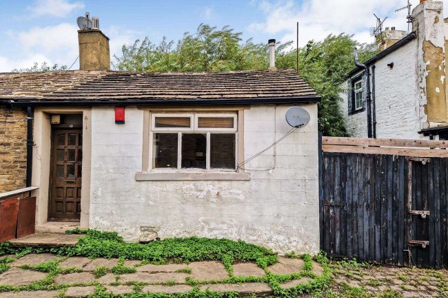 13 Farside Green, Bradford, West Yorkshire, BD5 9DF 6