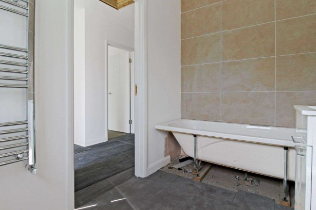 Primrose Cottage, Streetly End, West Wickham, Cambridge, CB21 4RP 4
