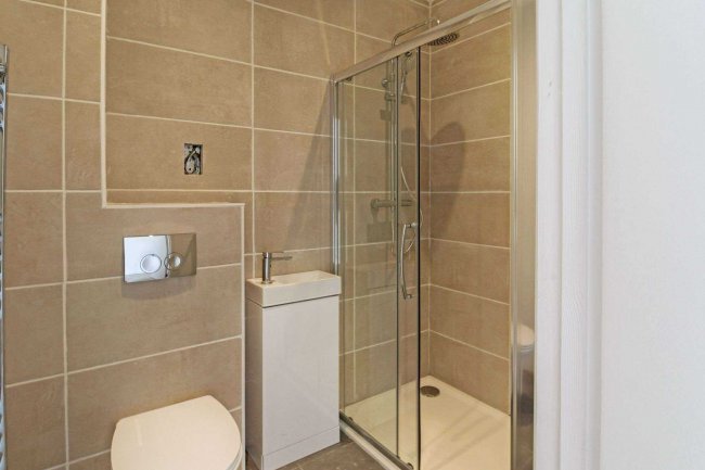 Primrose Cottage, Streetly End, West Wickham, Cambridge, CB21 4RP 4
