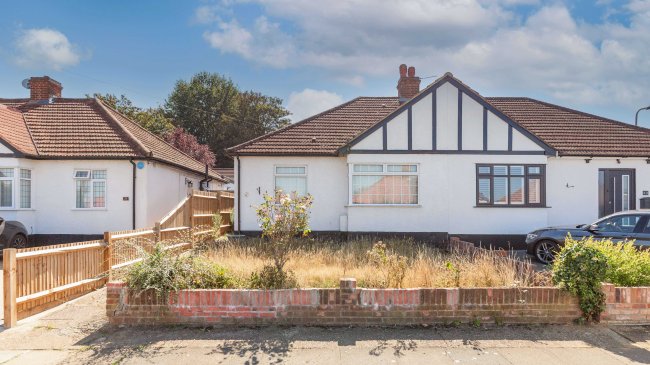 24 Sussex Road, Orpington, Kent, BR5 4JF 10