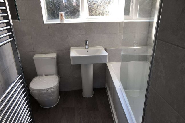 22 & 24 Bicknoller Road, Enfield EN1 3NP 4