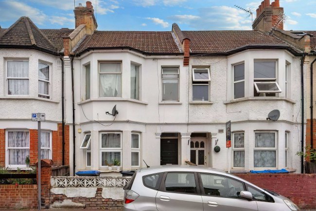 87B Oldfield Road, Willesden, London, NW10 9UT 10