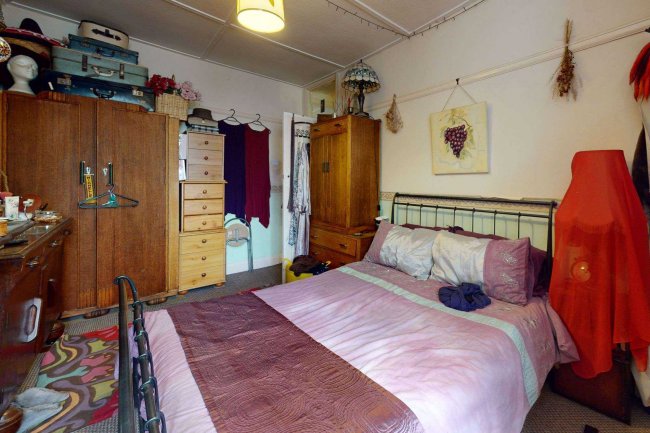 246 and 246a Main Road, Gidea Park, RM2 5EU 5