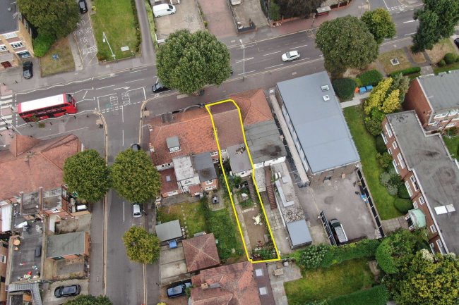 246 and 246a Main Road, Gidea Park, RM2 5EU 5