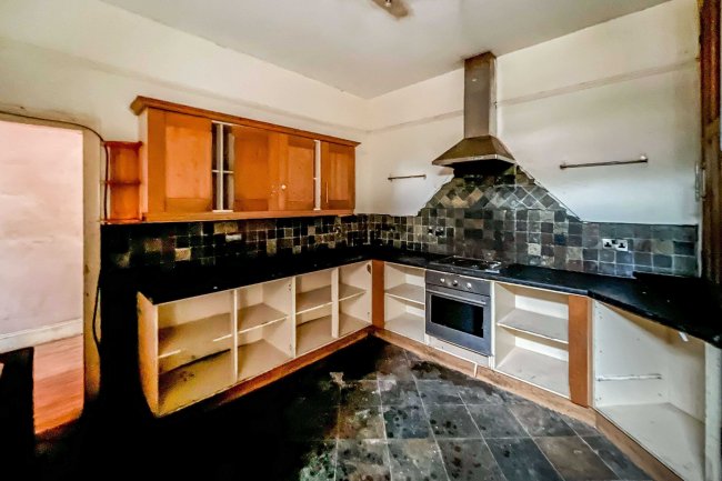 9 Delahays Range, Denton, Manchester, M18 7LU 1