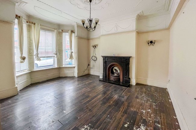 9 Delahays Range, Denton, Manchester, M18 7LU 1