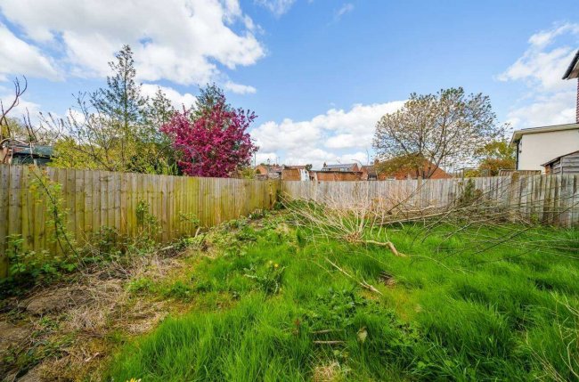 50 Cross Keys, Bearsted, Maidstone, Kent, ME14 4HR 1