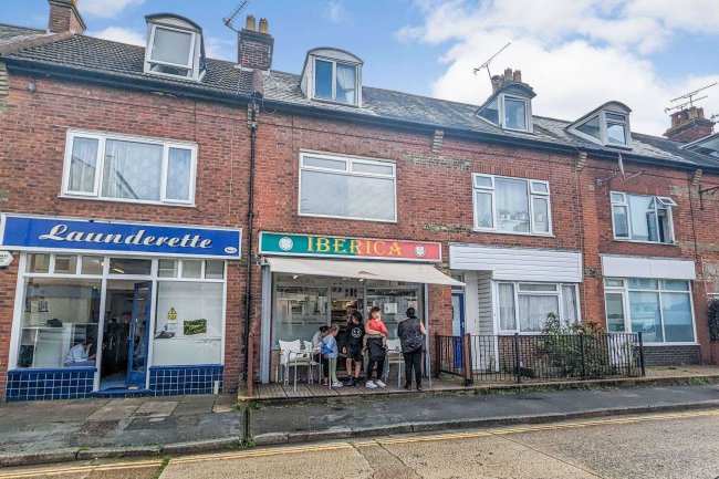 6 Bayford Road, Littlehampton BN17 5HL 5