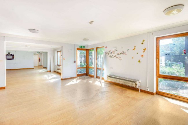 Brown's Field House, 25 Sherbourne Close, Chesterton, Cambridge CB4 1RT 1