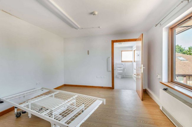 Brown's Field House, 25 Sherbourne Close, Chesterton, Cambridge CB4 1RT 1