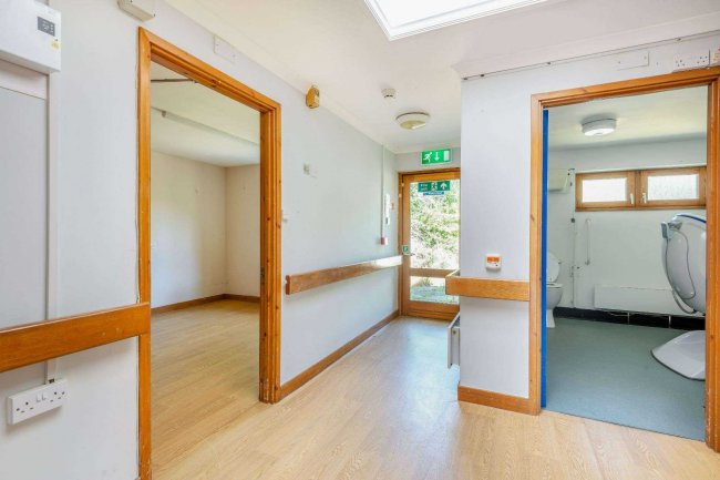 Brown's Field House, 25 Sherbourne Close, Chesterton, Cambridge CB4 1RT 1