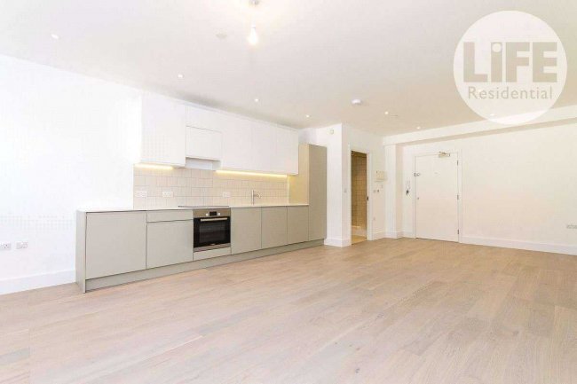 Flat 15, Osborn House, 40 Osborn Terrace, London, SE3 9GB 9