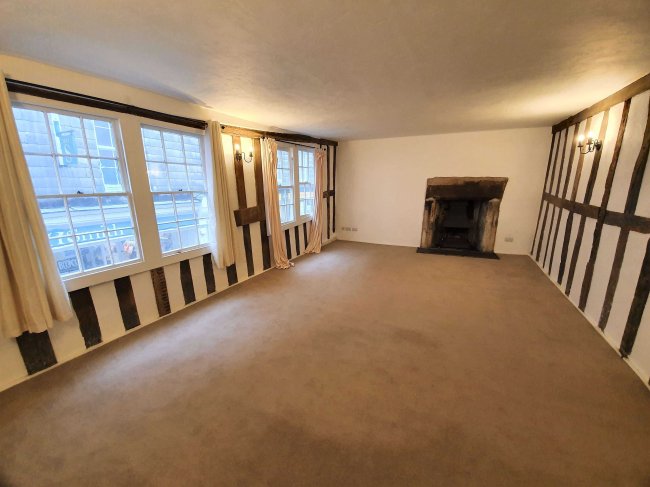 26 Church Street, Launceston, PL15 8AR 4