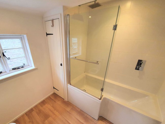 26 Church Street, Launceston, PL15 8AR 4